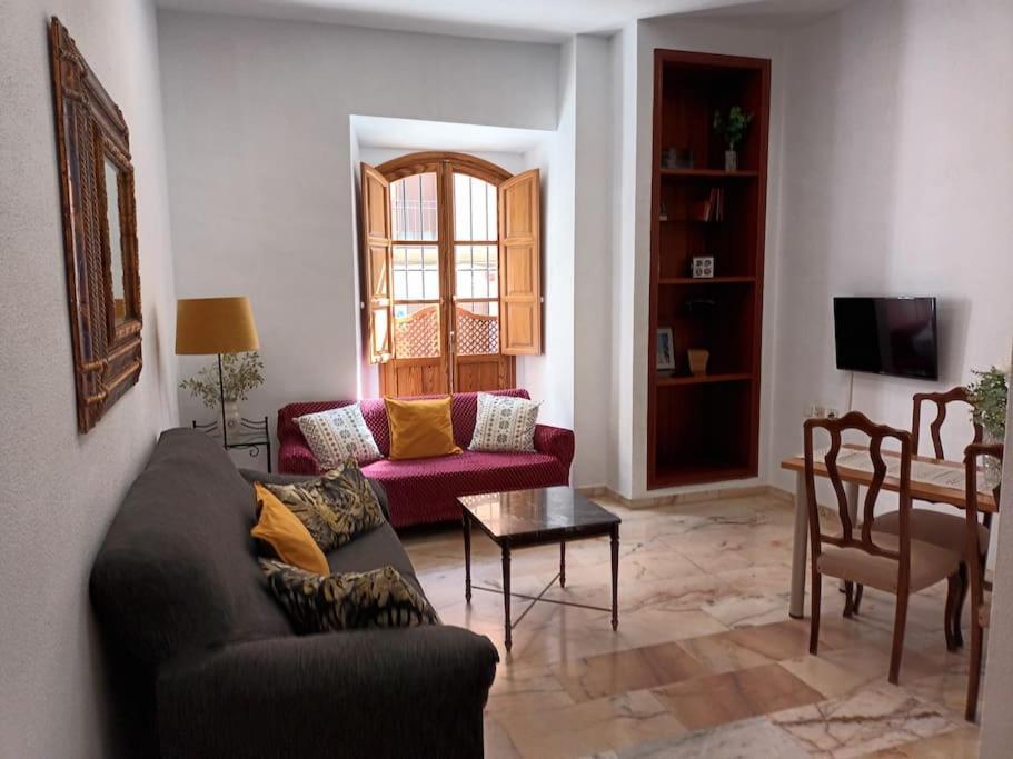 Apartamento Puerta Real Σεβίλλη Εξωτερικό φωτογραφία