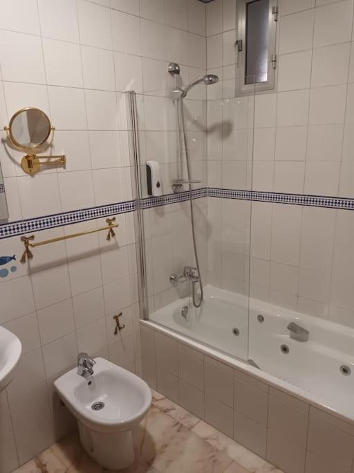 Apartamento Puerta Real Σεβίλλη Εξωτερικό φωτογραφία
