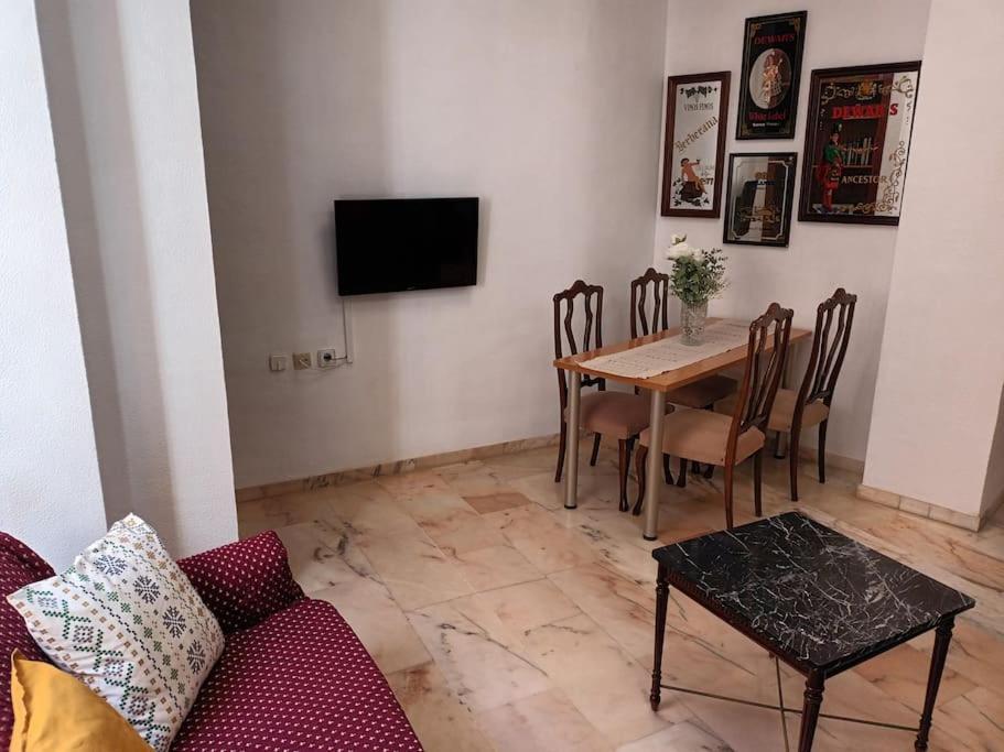 Apartamento Puerta Real Σεβίλλη Εξωτερικό φωτογραφία